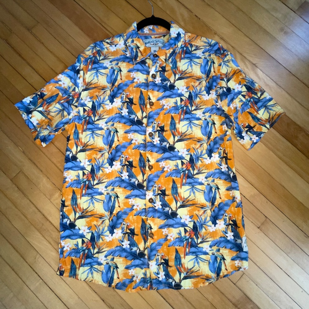 Margaritaville Button Up Camp Cabana Shirt Aloha Hawaiian Parrot Floral Print